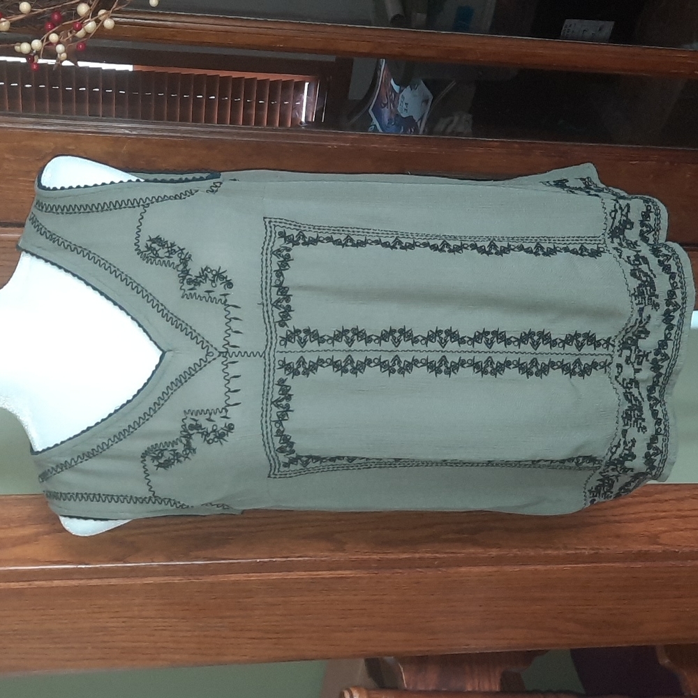 Japana top size small